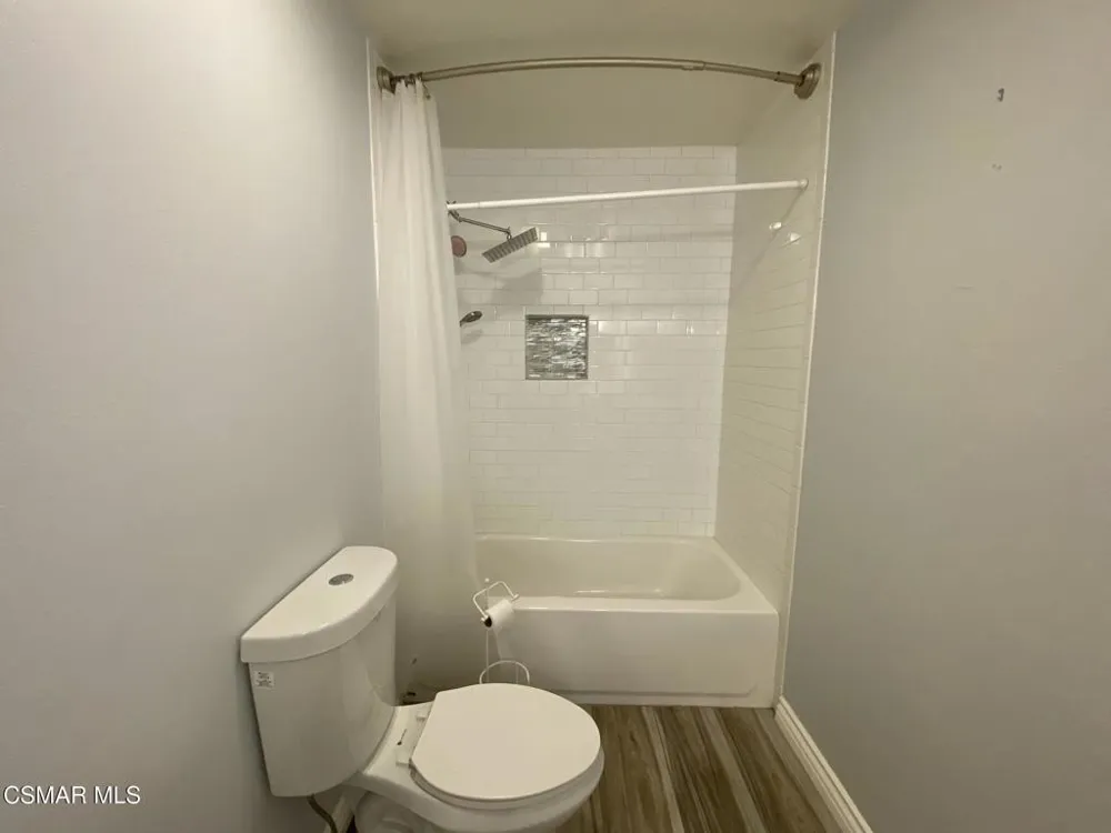 161 Green Glade Court Camarillo, CA 93010