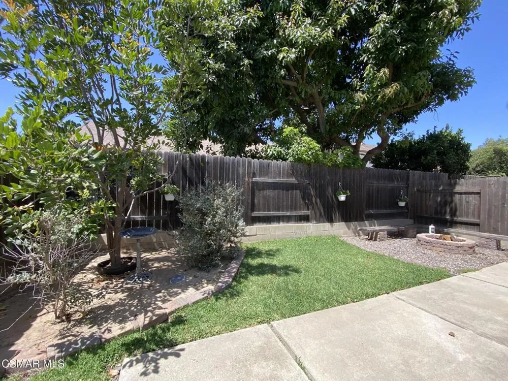 161 Green Glade Court Camarillo, CA 93010