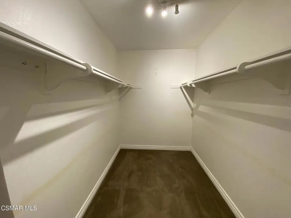 161 Green Glade Court Camarillo, CA 93010