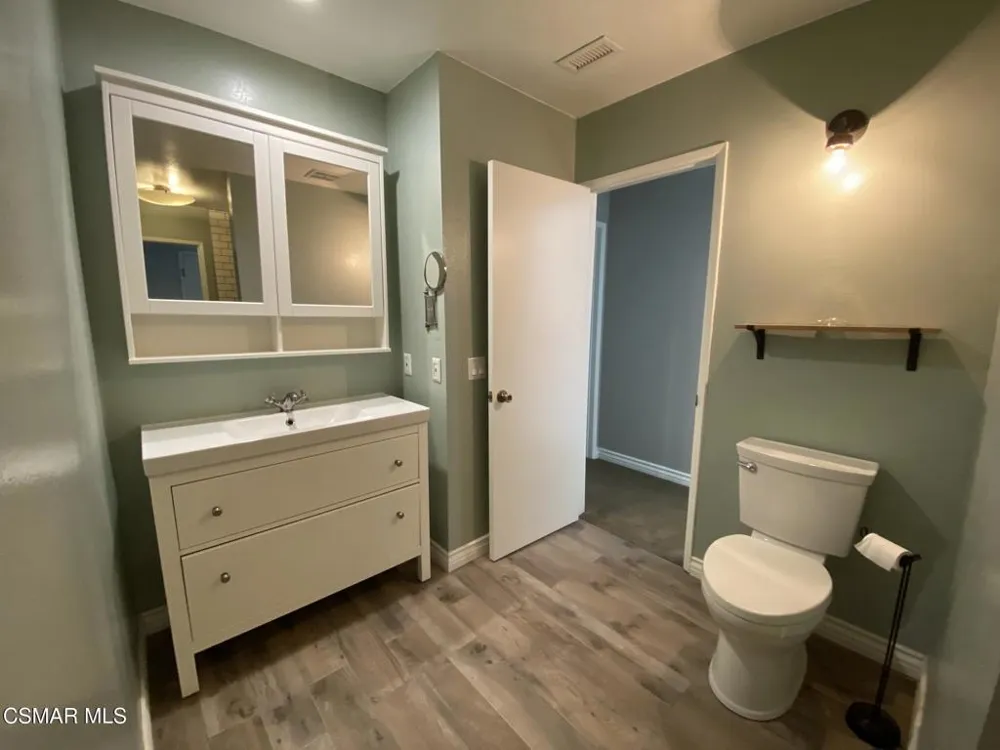161 Green Glade Court Camarillo, CA 93010