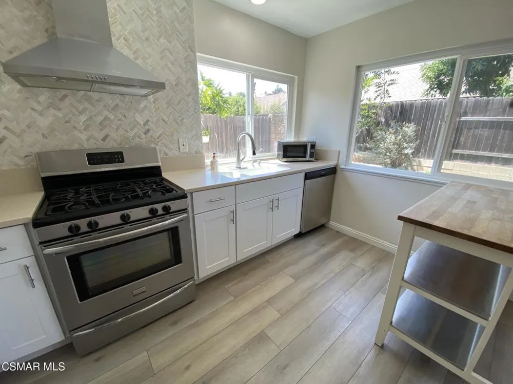 161 Green Glade Court Camarillo, CA 93010
