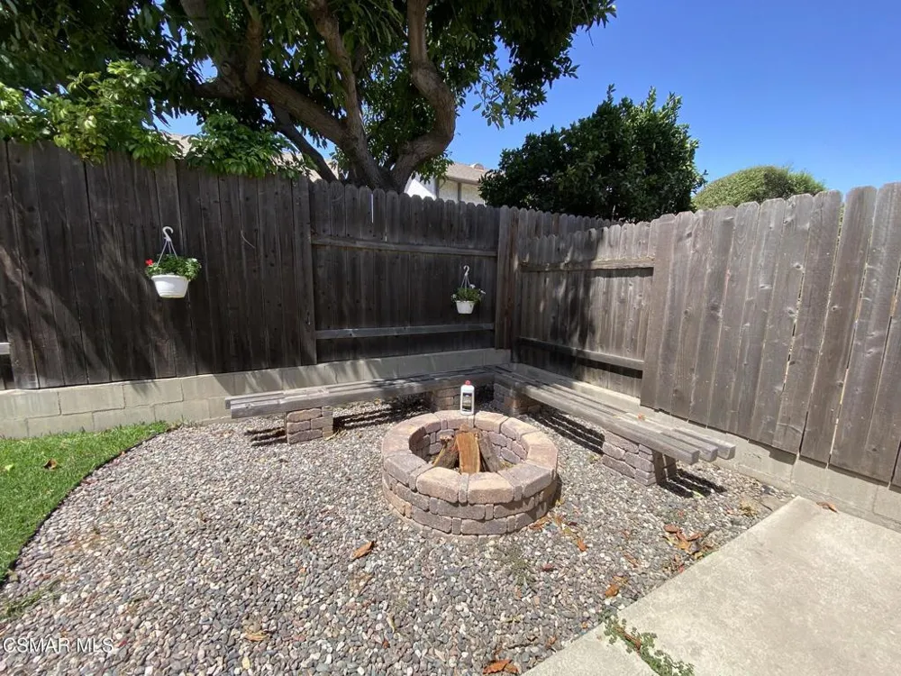 161 Green Glade Court Camarillo, CA 93010