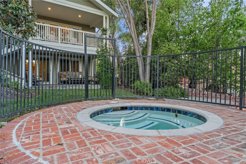 1738 Rocky Fullerton, CA 92831