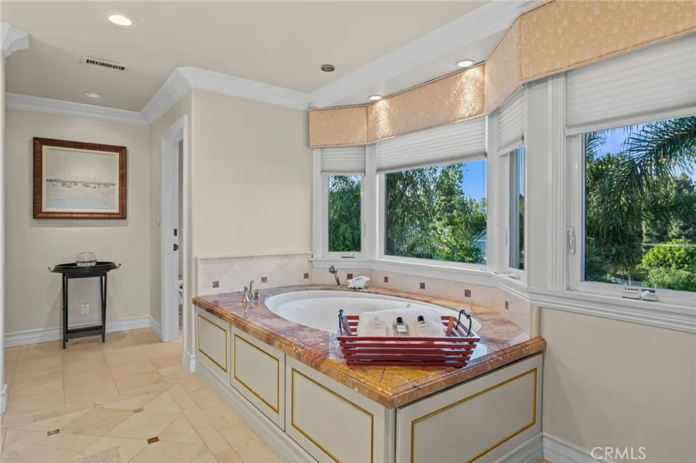 1738 Rocky Fullerton, CA 92831