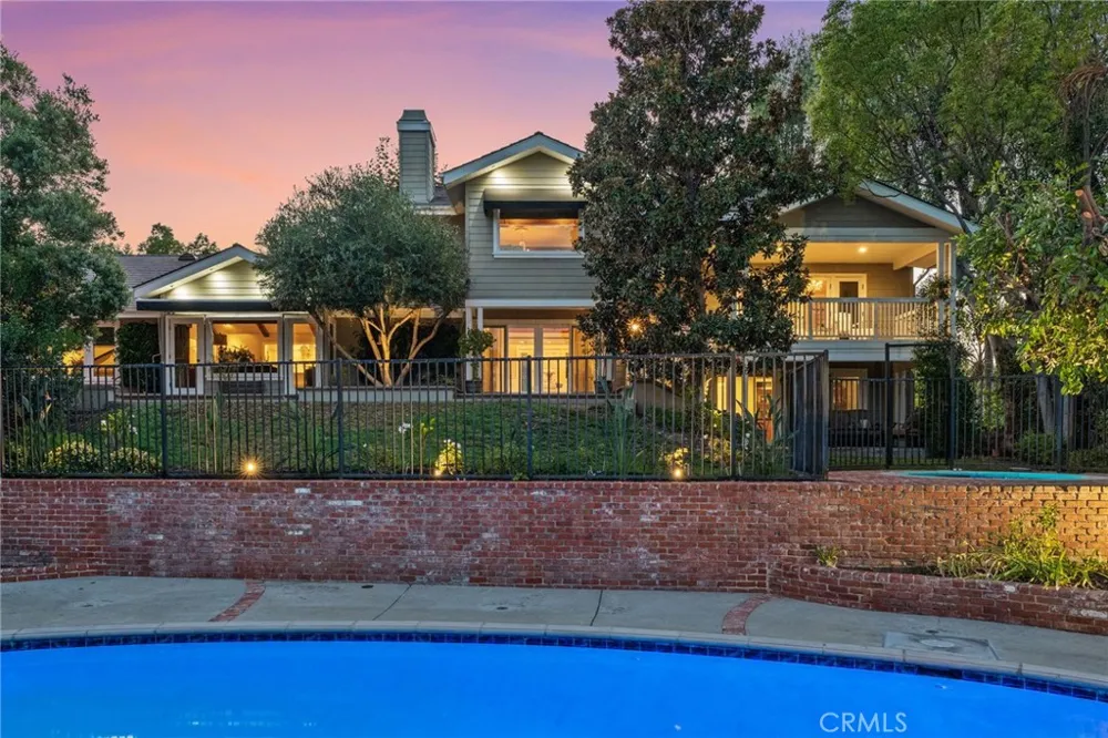 1738 Rocky Fullerton, CA 92831