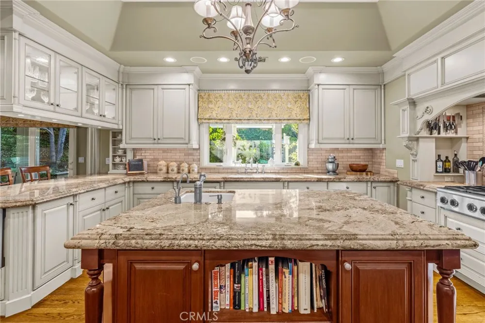 1738 Rocky Fullerton, CA 92831