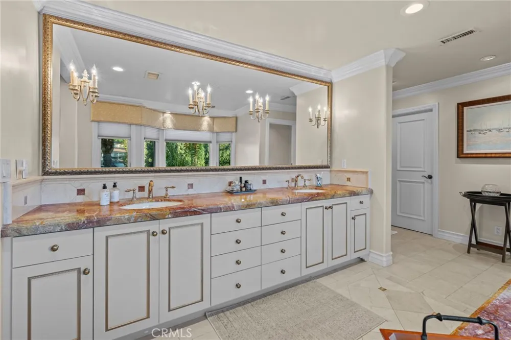 1738 Rocky Fullerton, CA 92831