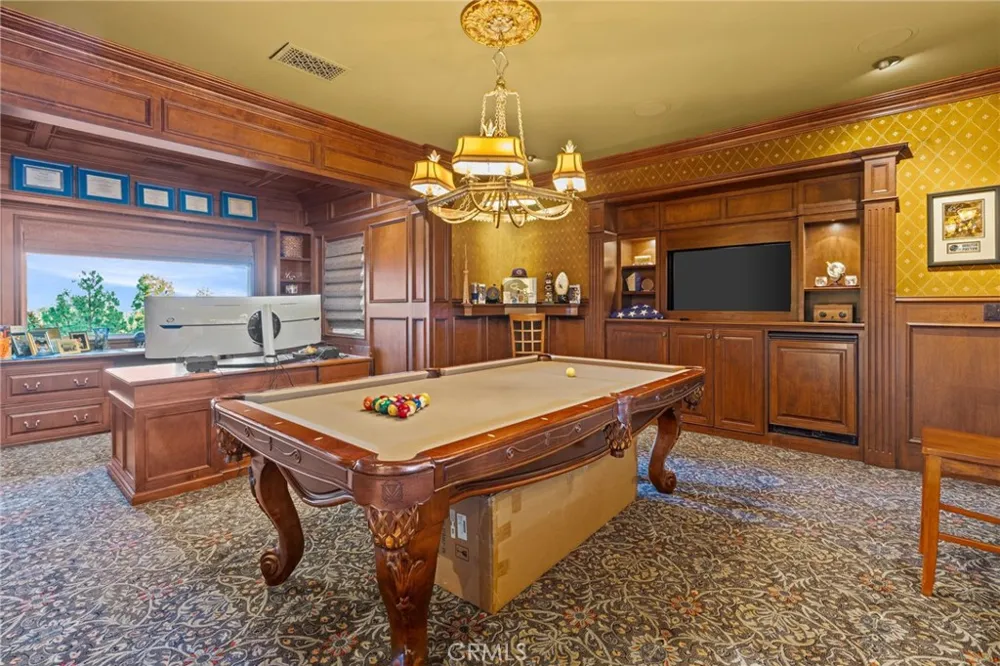 1738 Rocky Fullerton, CA 92831
