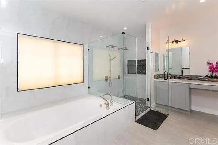29979 Robbie Lane Vista, CA 92084