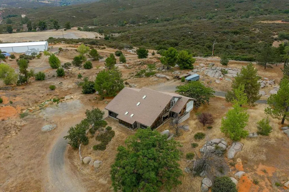 23660 Old Ranch Rd Alpine, CA 91901