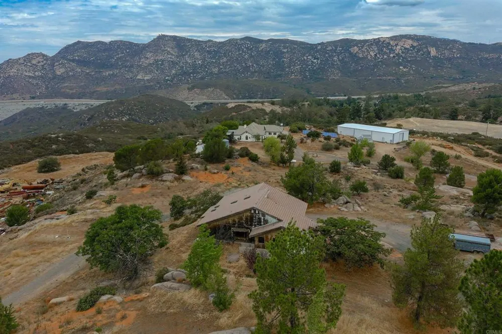23660 Old Ranch Rd Alpine, CA 91901