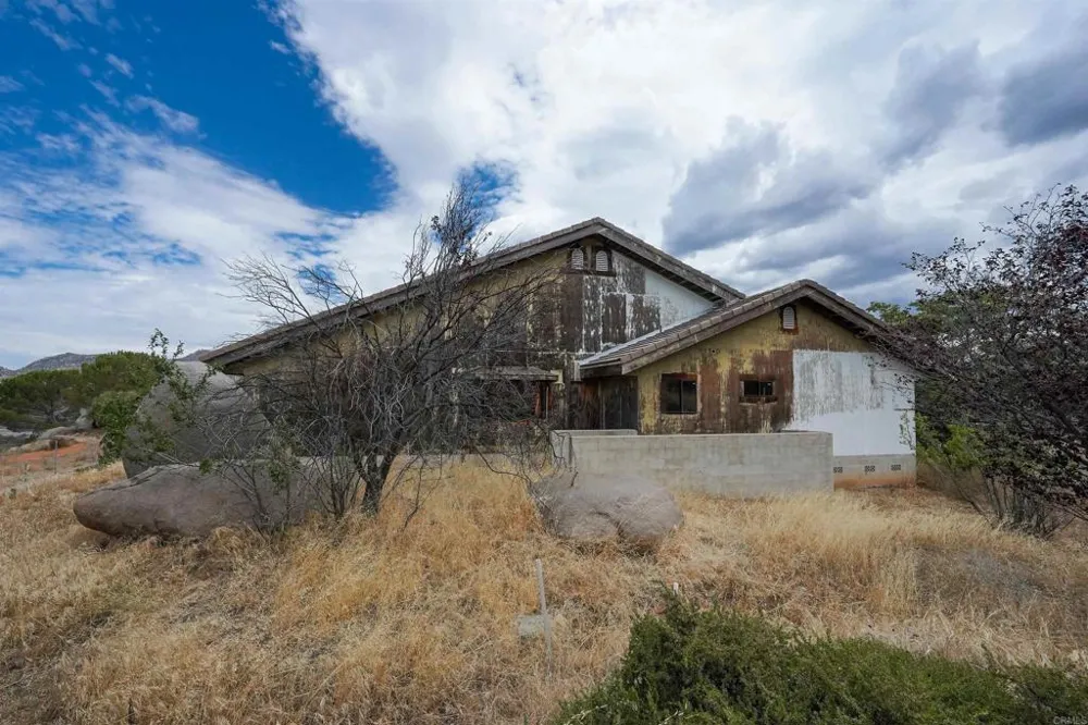 23660 Old Ranch Rd Alpine, CA 91901