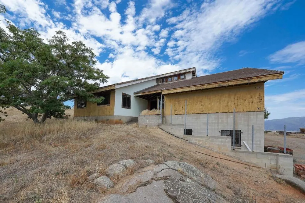 23660 Old Ranch Rd Alpine, CA 91901