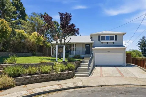 19054 Vannoy Court