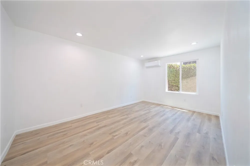 325 W Ramona Alhambra, CA 91803