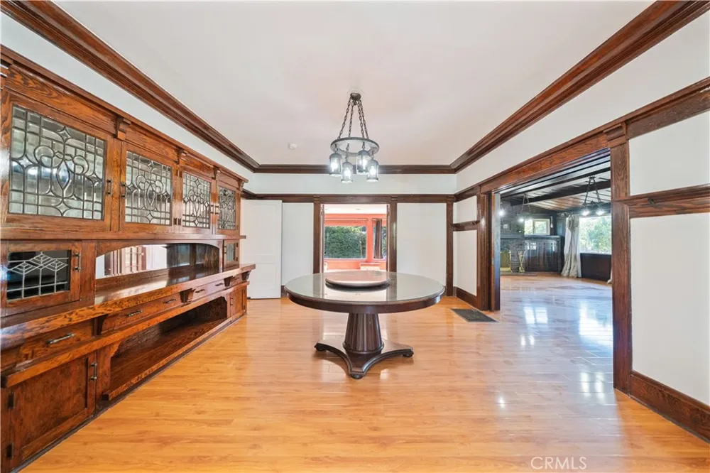 325 W Ramona Alhambra, CA 91803