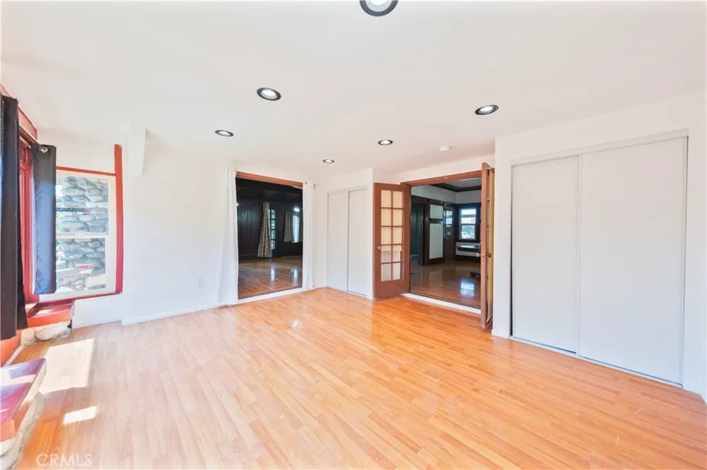 325 W Ramona Alhambra, CA 91803