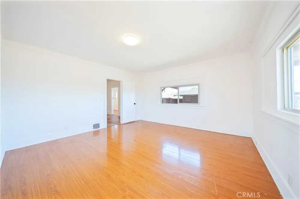 325 W Ramona Alhambra, CA 91803
