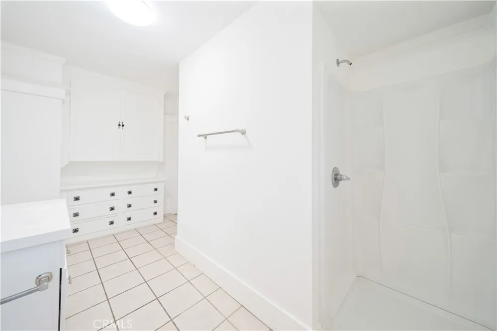 325 W Ramona Alhambra, CA 91803
