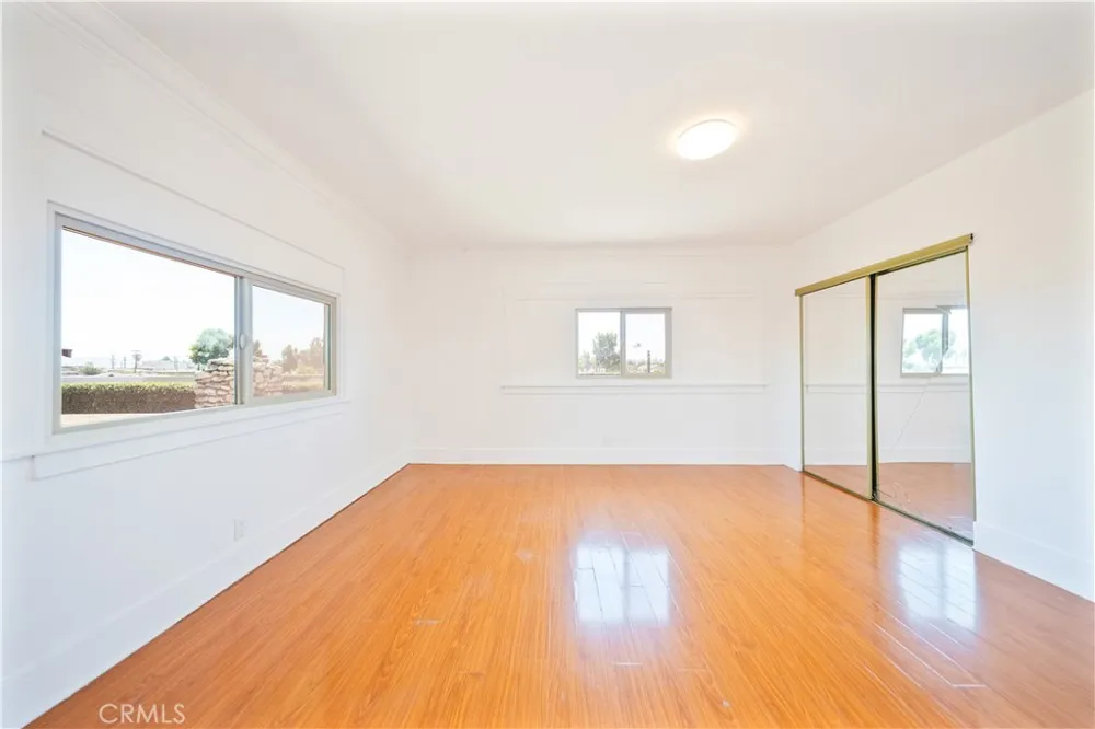 325 W Ramona Alhambra, CA 91803
