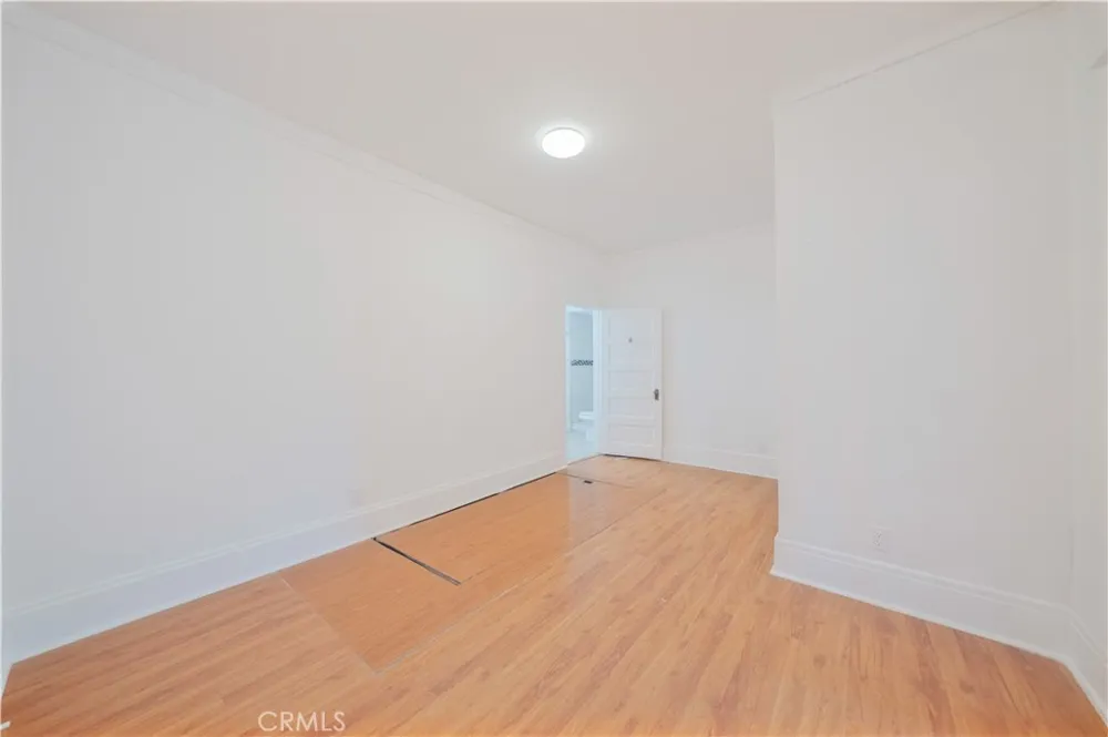 325 W Ramona Alhambra, CA 91803