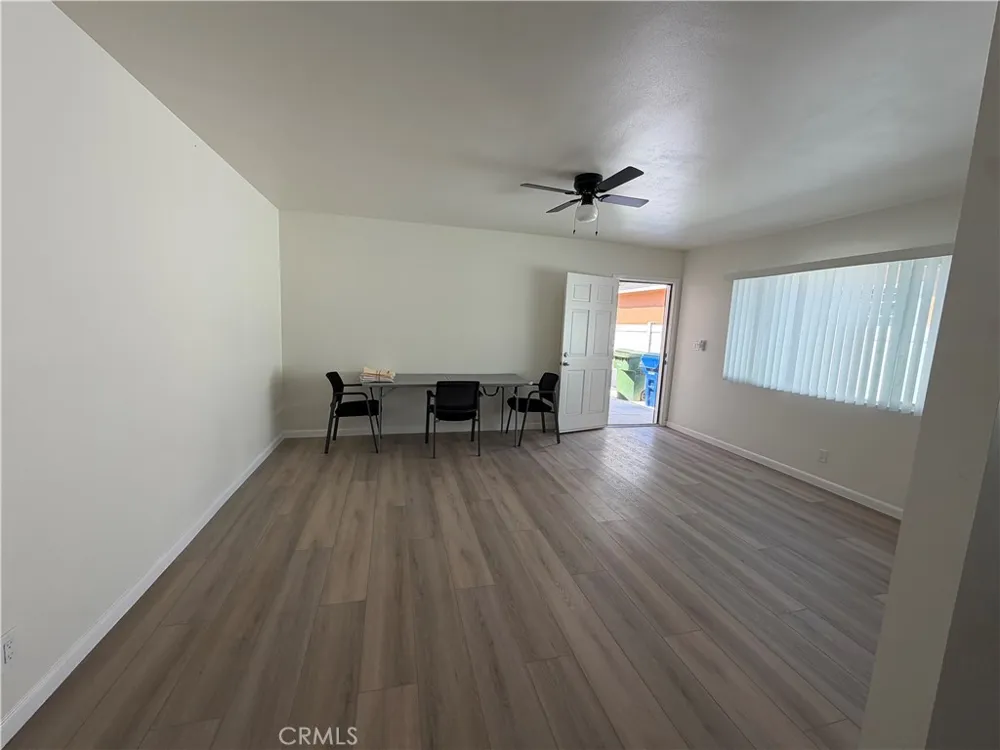 1329 E 56th Los Angeles, CA 90011