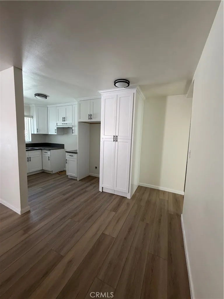 1329 E 56th Los Angeles, CA 90011