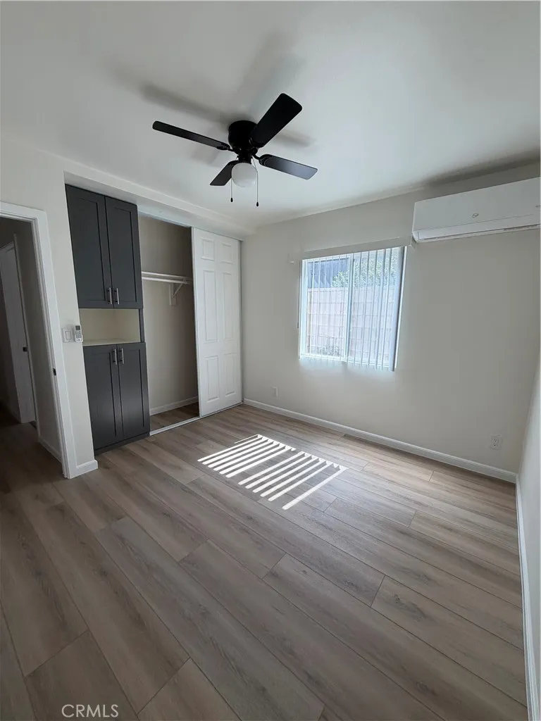 1329 E 56th Los Angeles, CA 90011