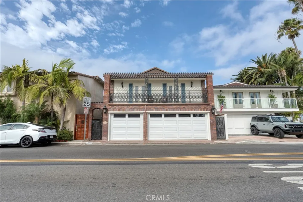 205 Via Lido Soud Newport Beach, CA 92663