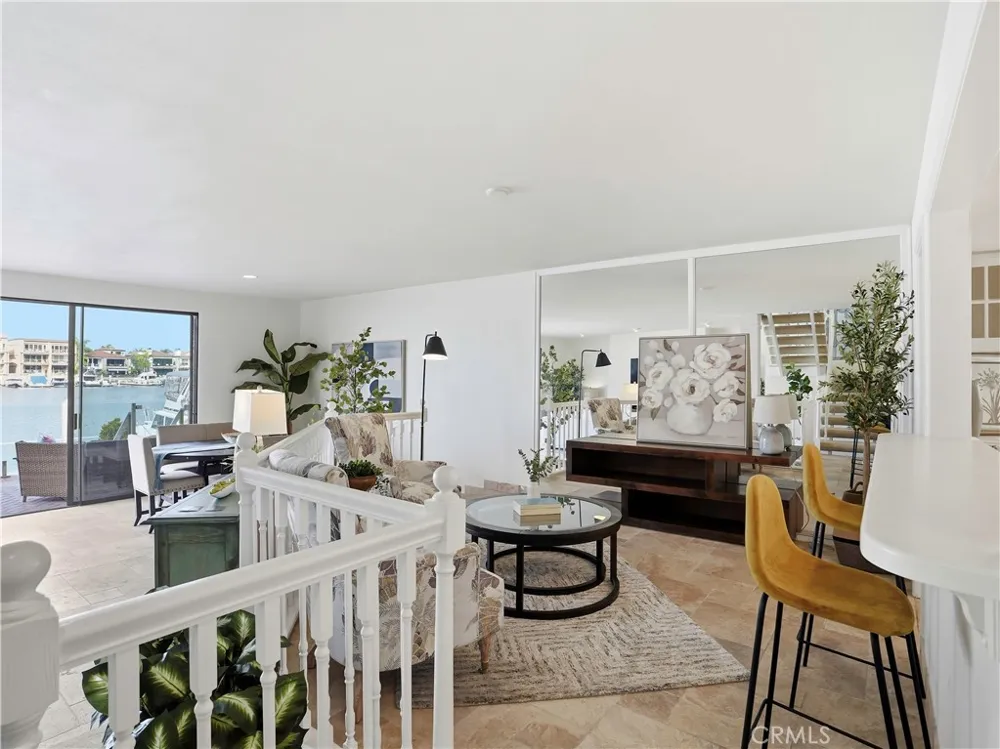 205 Via Lido Soud Newport Beach, CA 92663
