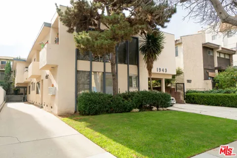 1943 Overland Avenue #3