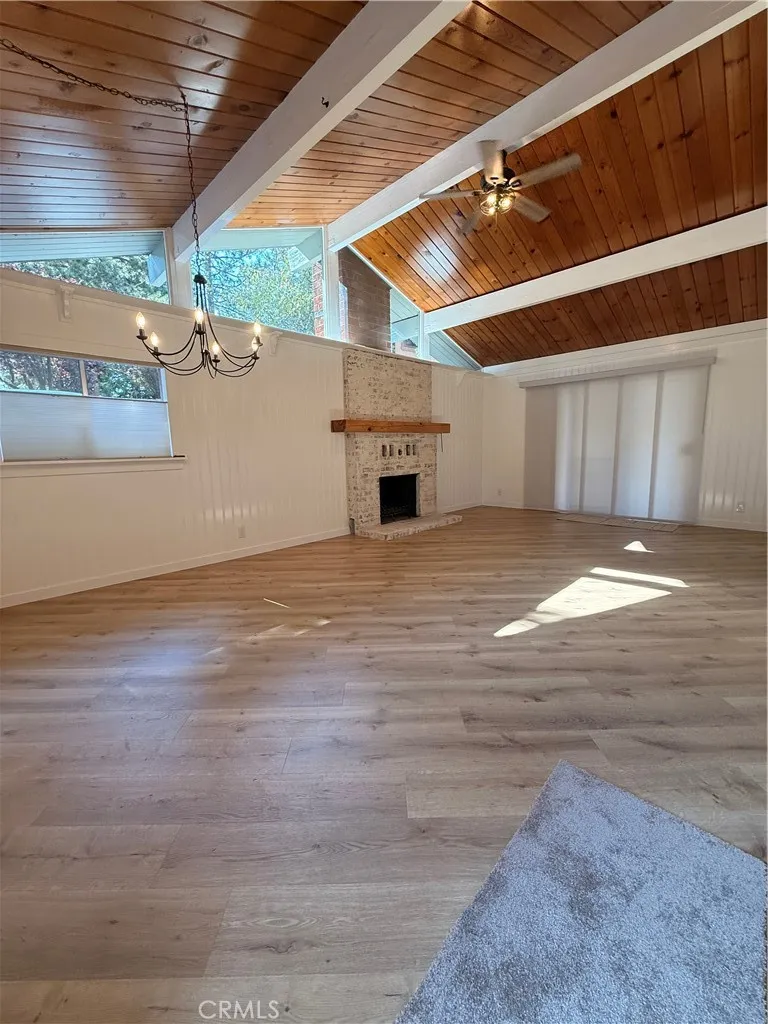 31024 Wild Oak Running Springs, CA 92382