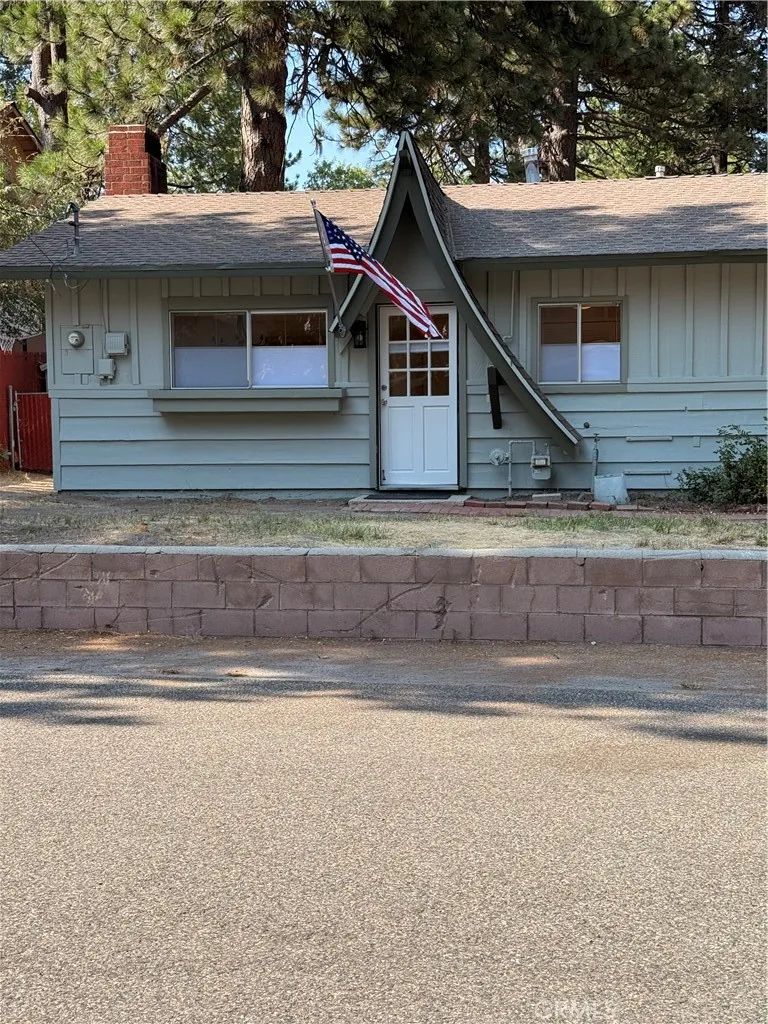 31024 Wild Oak Running Springs, CA 92382