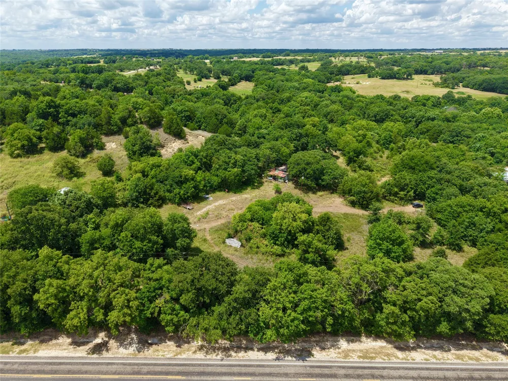 2492 FM 922 Forestburg, TX 76239
