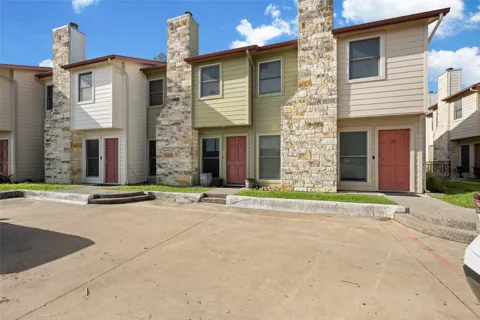 6900 E Riverside Drive #12