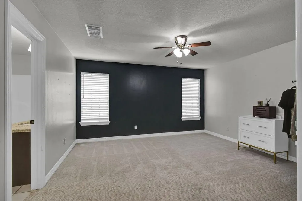 116 Dewberry Drive Lake Jackson, TX 77566