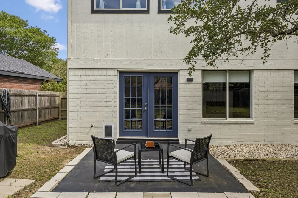 6804 Gabion Drive Austin, TX 78749