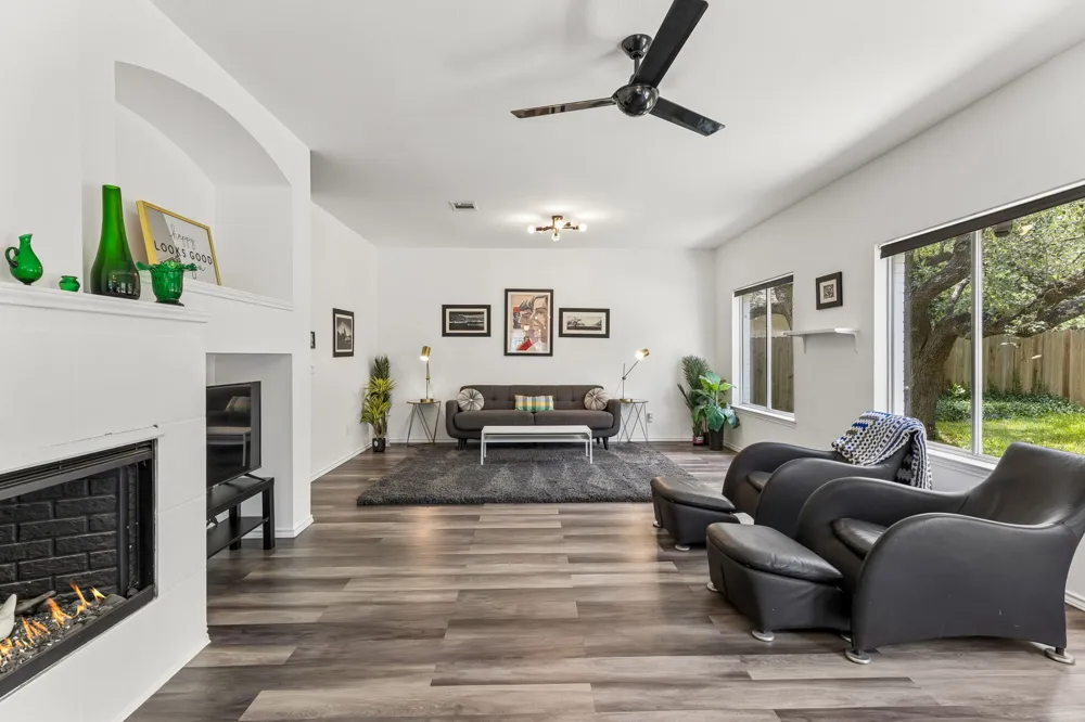6804 Gabion Drive Austin, TX 78749