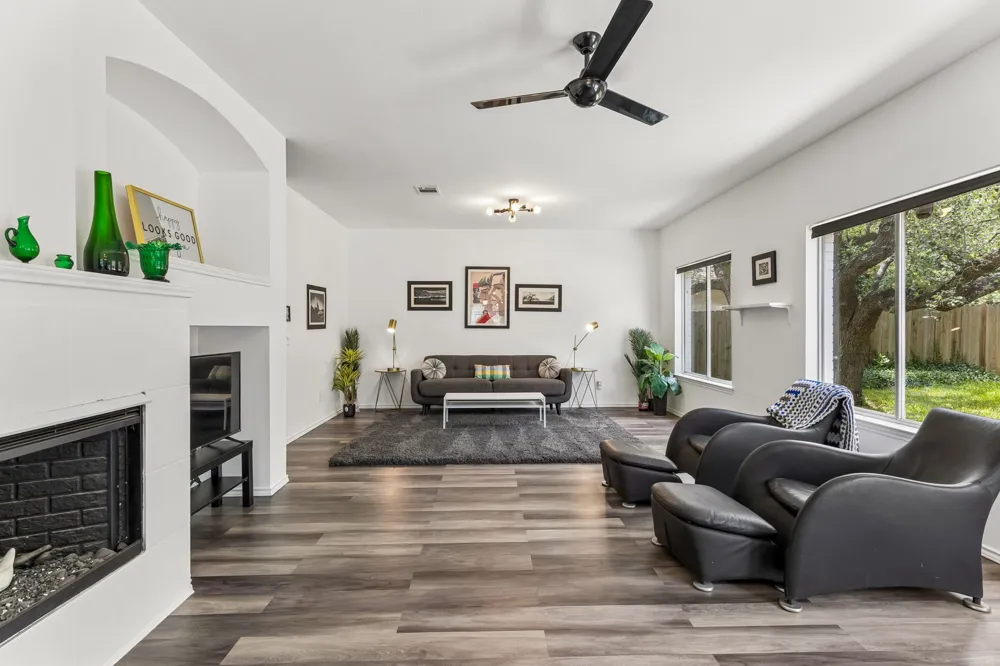 6804 Gabion Drive Austin, TX 78749