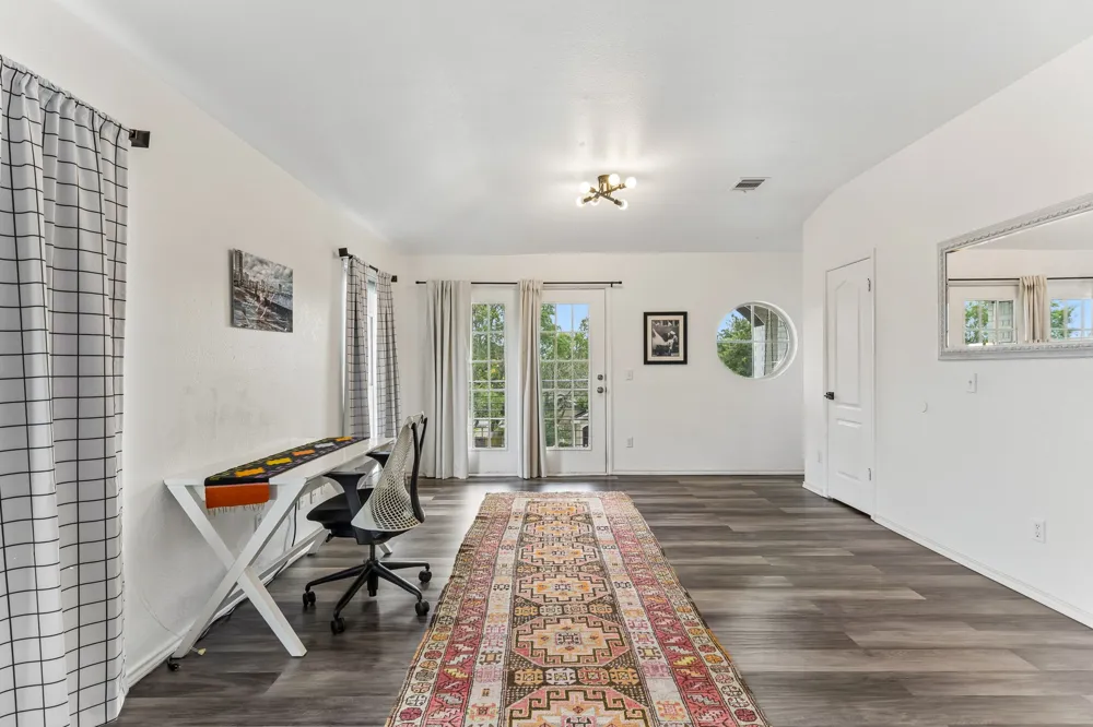 6804 Gabion Drive Austin, TX 78749