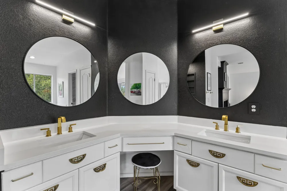 6804 Gabion Drive Austin, TX 78749