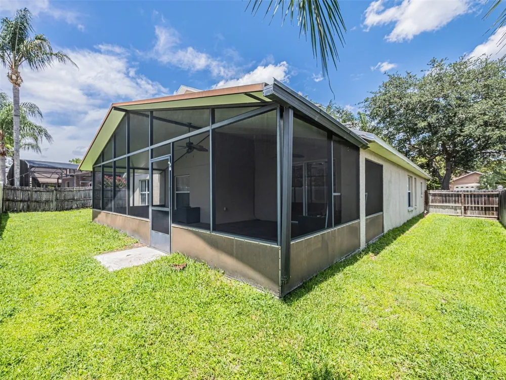 2843 STRAND CIRCLE Oviedo, FL 32765