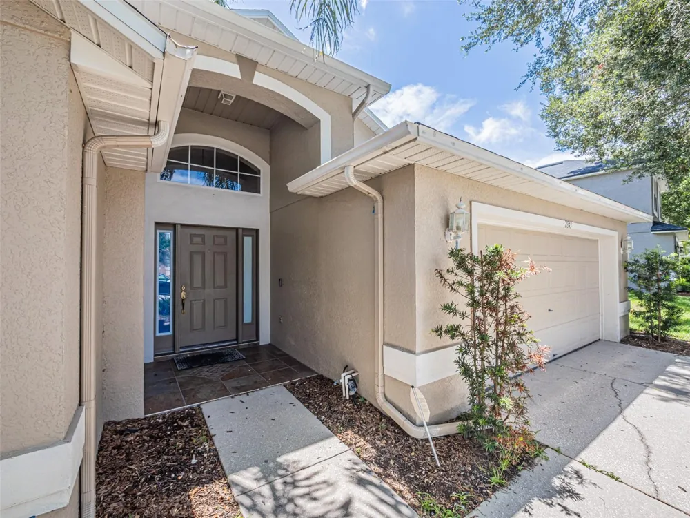 2843 STRAND CIRCLE Oviedo, FL 32765