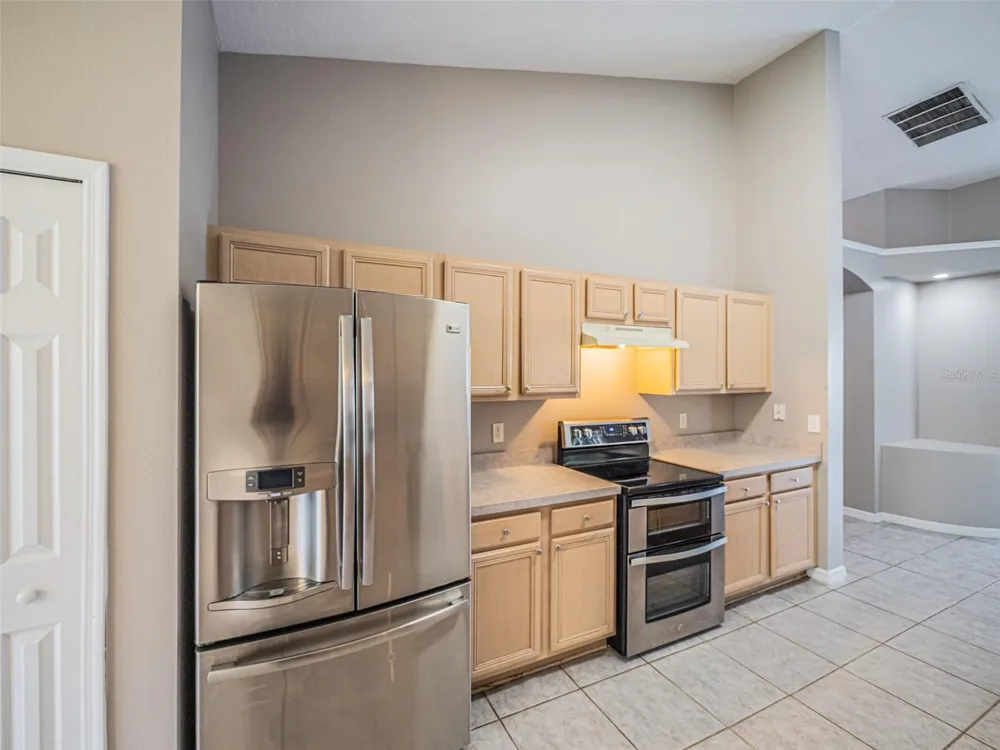 2843 STRAND CIRCLE Oviedo, FL 32765