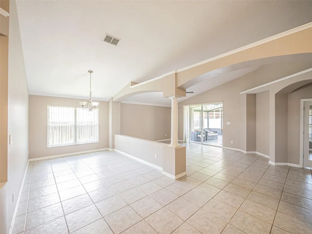 2843 STRAND CIRCLE Oviedo, FL 32765