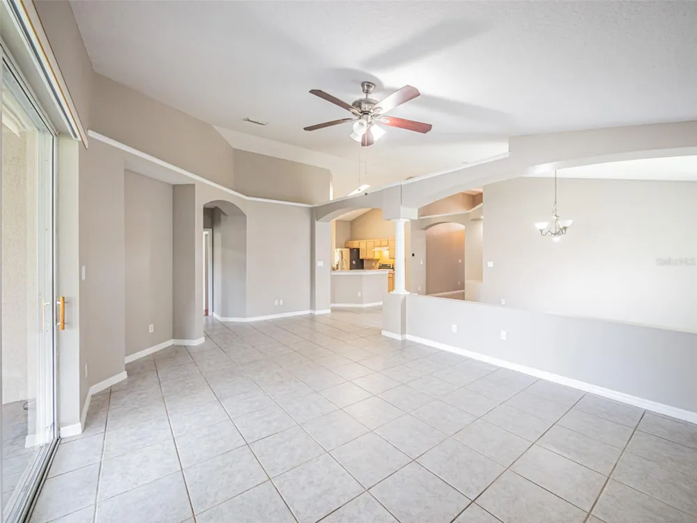 2843 STRAND CIRCLE Oviedo, FL 32765