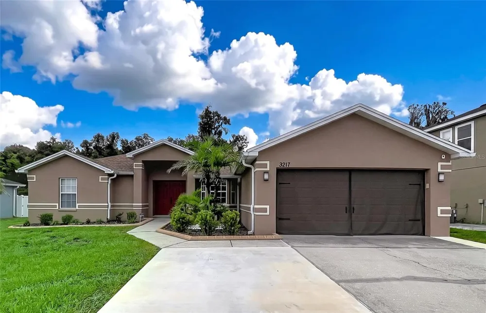 3217 ENCLAVE BOULEVARD Mulberry, FL 33860