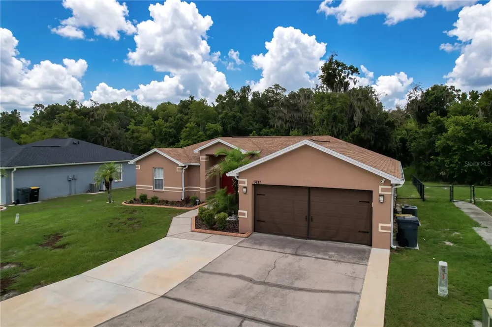 3217 ENCLAVE BOULEVARD Mulberry, FL 33860