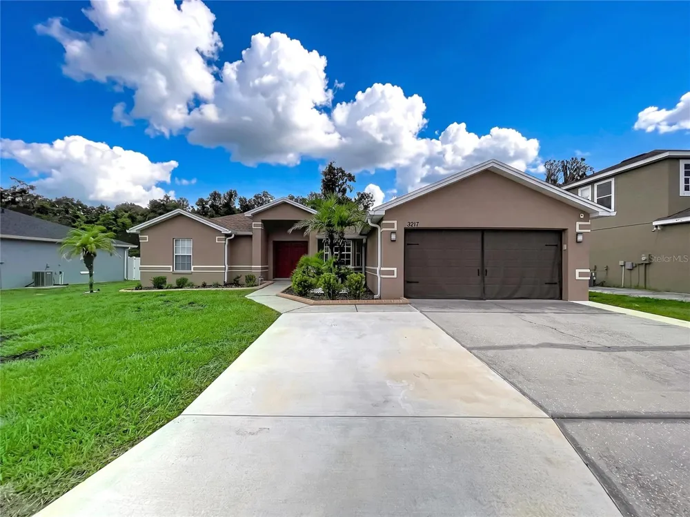 3217 ENCLAVE BOULEVARD Mulberry, FL 33860