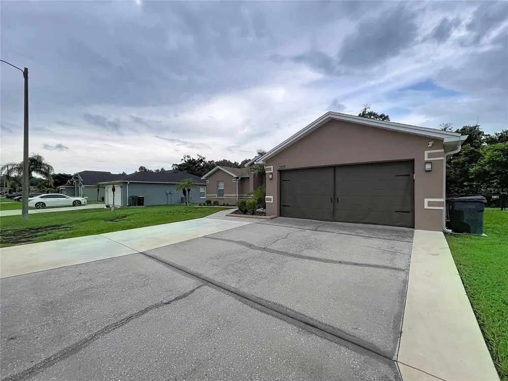 3217 ENCLAVE BOULEVARD Mulberry, FL 33860